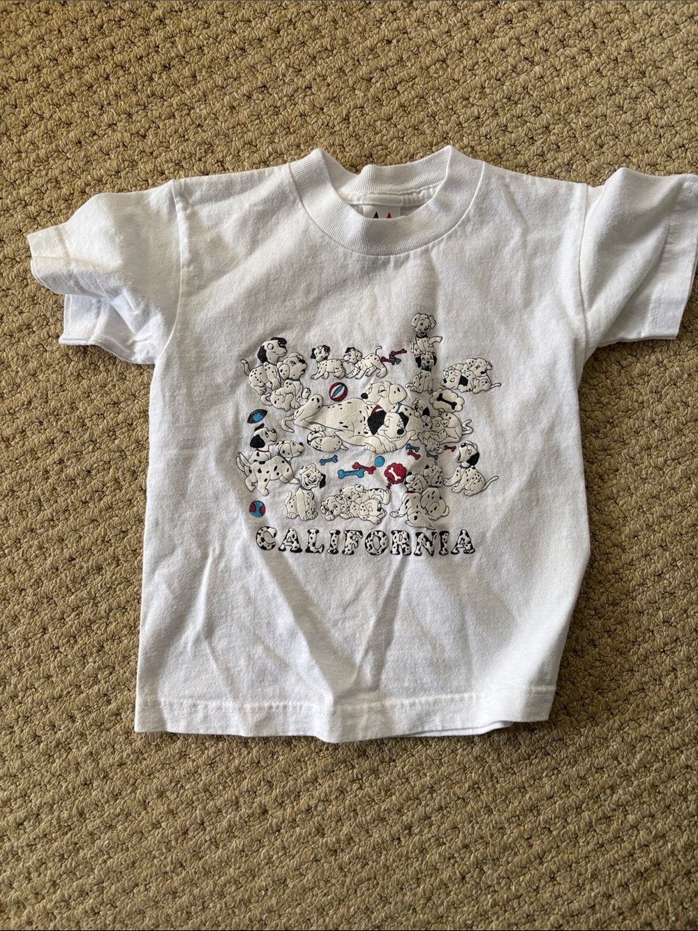 Vintage 101 Dalmatians Tee Shirt 100% Cotton Kids Size 4/5 Disney California